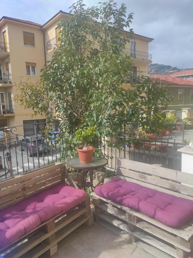 La Casa Del Sole Villa Imperia Dış mekan fotoğraf